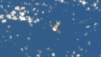 "Прогресс" затопили в Тихом океане