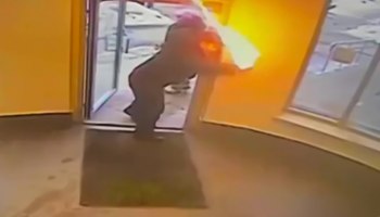 Поджоги военкоматов будут расценены как теракт