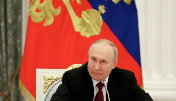 Владимир Путин поздравил Анатолия Мукасея с 85-летием