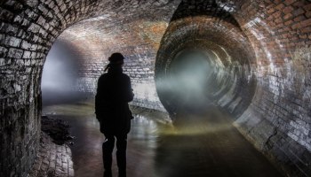 Ливень в Москве унес жизни по меньшей мере двух диггеров